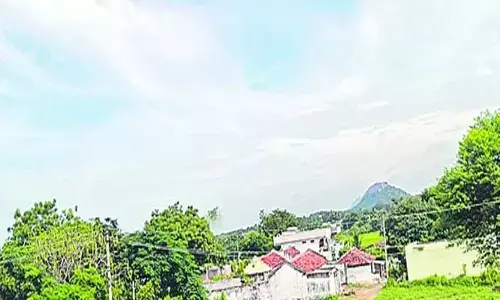 ​పాలకవర్గాలు లేక చితికిలబడిన పల్లె ఆత్మకథ