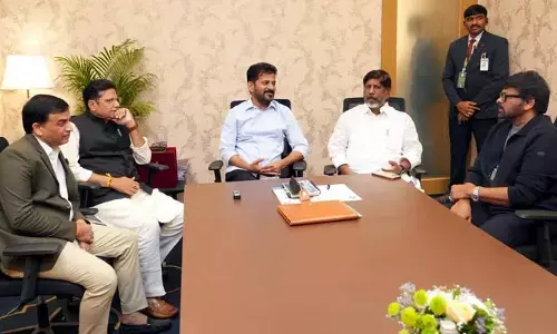 ఫ్యూచర్ సిటీకి మెగాస్టార్ చిరంజీవి.. సీఎం, మంత్రులతో భేటీ
