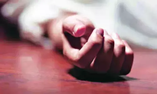 ఉరేసుకుని డిగ్రీ విద్యార్థిని ఆత్మహత్య