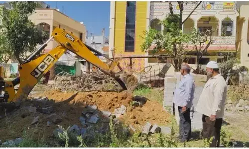 కబ్జాలపై కొరడా