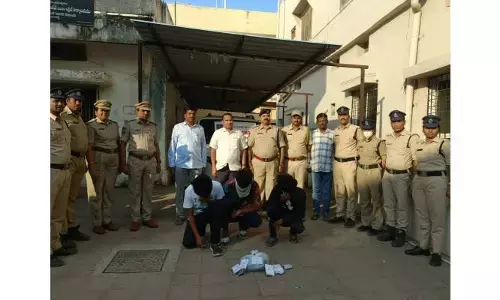 గంజాయి ముఠా అరెస్ట్