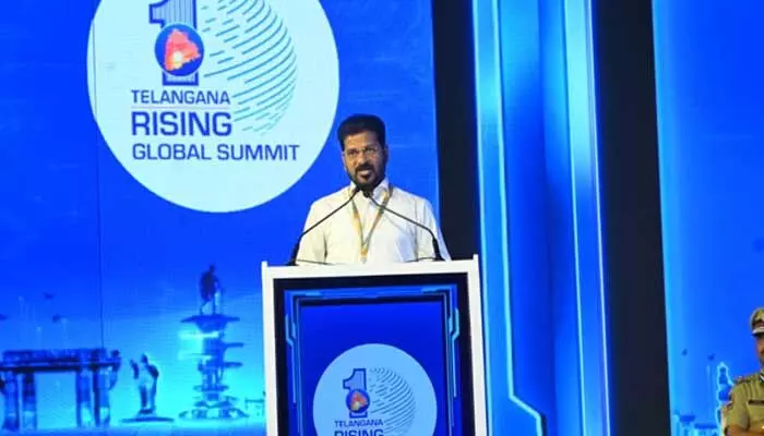 Global summit: గ్లోబల్ సమ్మిట్లో కొనసాగుతున్న పెట్టుబడుల ప్రవాహం.. సెకండ్ డే రూ.1,04,350 కోట్ల ఎంవోయులు Global summit: గ్లోబల్ సమ్మిట్లో కొనసాగుతున్న పెట్టుబడుల ప్రవాహం.. సెకండ్ డే రూ.1,04,350 కోట్ల ఎంవోయులు