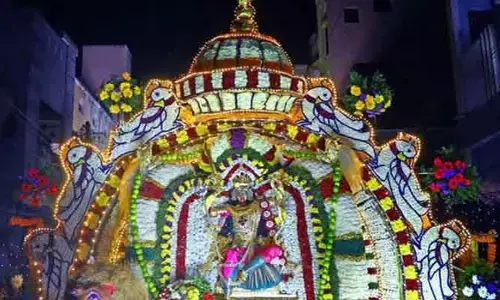 శ్రీకాళహస్తిలో ఘనంగా ఏడు గంగమ్మ జాతర