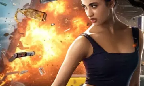 కమాండింగ్ యాక్షన్ హీరోయిన్