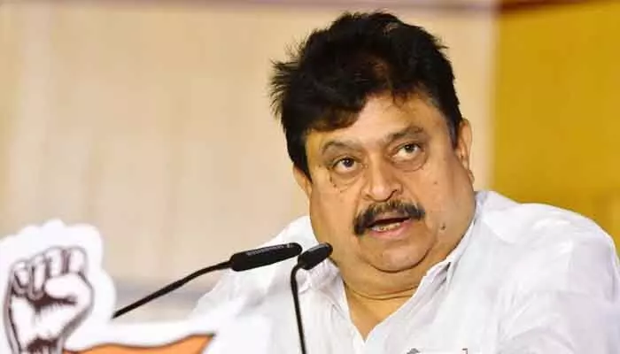 రాజకీయ స్వలాభం కోసమే GHMC విస్తరణ.. బీజేపీ చీఫ్ రాంచందర్రావు రాజకీయ స్వలాభం కోసమే GHMC విస్తరణ.. బీజేపీ చీఫ్ రాంచందర్రావు