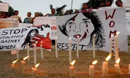 రాష్ట్రంలో మహిళలపై ఆగని ఆకృత్యాలు