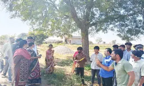 ప్ర‌త్యేక గ్రామ‌పంచాయ‌తీ చేస్తేనే ఓట్లు వేస్తాం