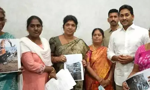 న్యాయ సహాయం చేస్తాం.. జోజినగర్ బాధితులకు జగన్ భరోసా
