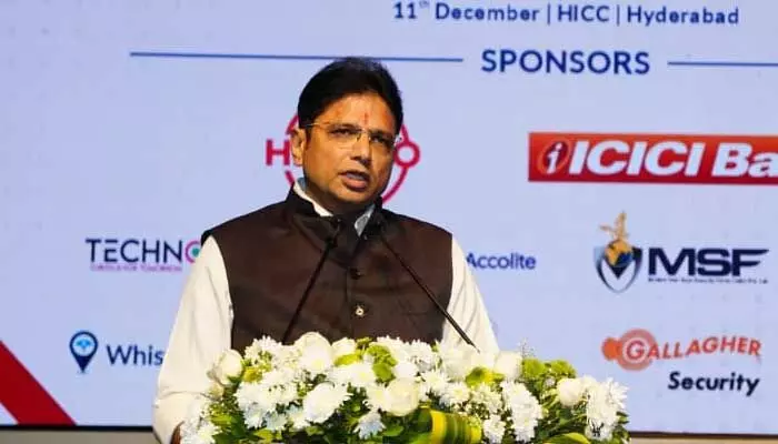 డిజిటల్ సేఫ్టీలో తెలంగాణ మోడల్: మంత్రి శ్రీధర్ బాబు డిజిటల్ సేఫ్టీలో తెలంగాణ మోడల్: మంత్రి శ్రీధర్ బాబు