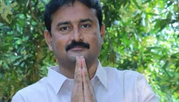 చింతకాని పంచాయితీ కైవసం చేసుకున్న కిలారు చింతకాని పంచాయితీ కైవసం చేసుకున్న కిలారు