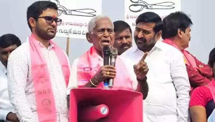 నాగారంలో బాపూ గెలుపు..జగదీష్రెడ్డి ఎమోషనల్ నాగారంలో బాపూ గెలుపు..జగదీష్రెడ్డి ఎమోషనల్