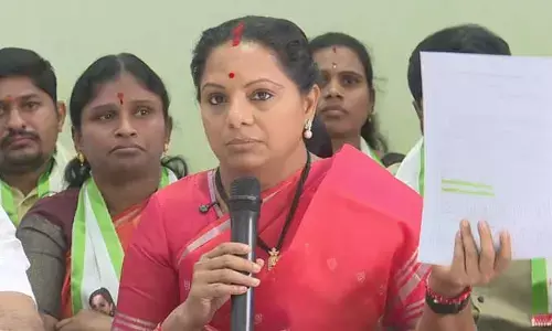 ఆ గుంట నక్కలకు చెప్తున్న  ఒక్కొక్కడి తోలు తీస్తా.. కవిత మాస్ వార్నిగ్