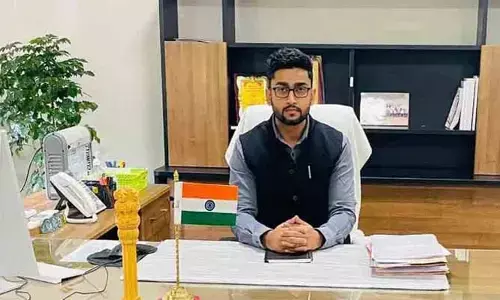వీధి వ్యాపారులను రెచ్చగొట్టే వారిపై క్రిమినల్ చర్యలు : క‌మిష‌న‌ర్ అభిషేక్ అగ‌స్త్య