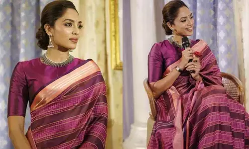చీరలో అక్కినేని కోడలు.. అసలు ఇంత బాగుందేంటి అంటున్న నెటిజన్లు