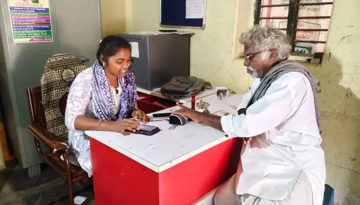 మారుమూల గ్రామాలకు పోస్టల్ సేవలు మారుమూల గ్రామాలకు పోస్టల్ సేవలు