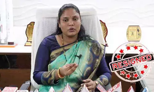 నెల్లూరు రాజకీయాల్లో కీలక పరిణామం.. మేయర్‌ స్రవంతి రాజీనామా