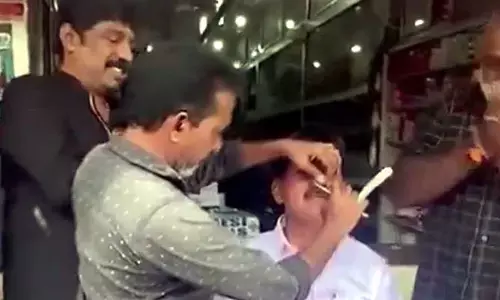 స్థానిక ఎన్నికల్లో ఓటమి.. మీసాలు తీయించుకున్న కార్యకర్త