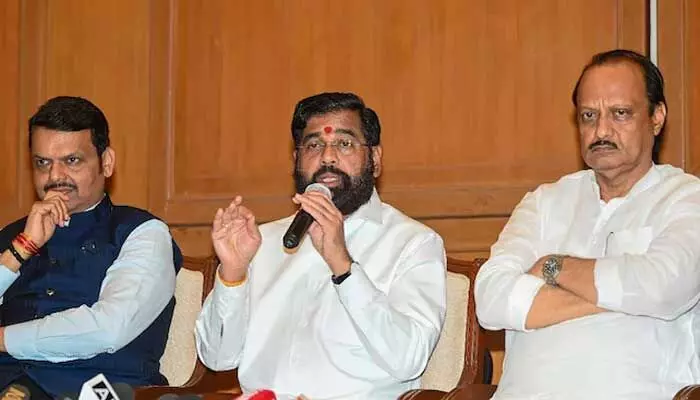 Maharashtra: మరోసారి ‘మహా’పాలిటిక్స్ లో సంచలనం.. అధికార కూటమిలో బీటలు! Maharashtra: మరోసారి ‘మహా’పాలిటిక్స్ లో సంచలనం.. అధికార కూటమిలో బీటలు!