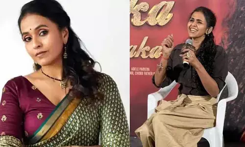 వెంకటేష్ సినిమాలోని ఆ క్యారెక్టర్ వల్లే నేను నటనకు దూరమయ్యాను.. స్మిత షాకింగ్ కామెంట్స్