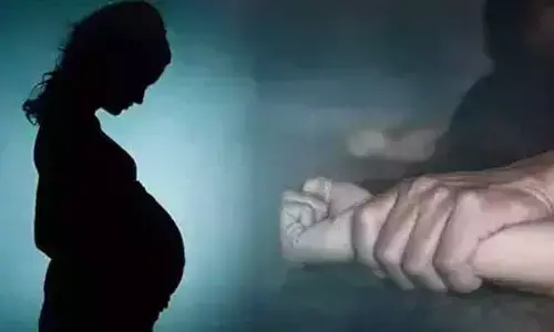 నగరం నడిబొడ్డున ఘోరం.. గర్భం దాల్చిన మైనర్ ఆత్మహత్యాయత్నం