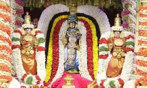 Tirumala: శ్రీవారి భక్తులకు బిగ్ అలర్ట్.. ఎల్లుండి నుంచి సుప్రభాత సేవ రద్దు