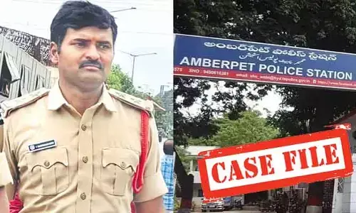 SI భానుప్రకాశ్‌ రెడ్డిపై రెండు కేసులు నమోదు.. అదుపులోకి తీసుకున్న ఈస్ట్ జోన్ పోలీసులు