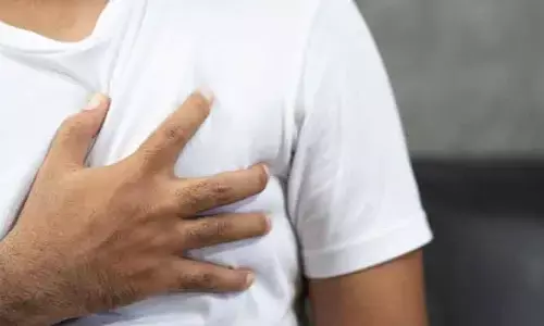 Doctor Advice : ఆడవారిలా ఛాతీ పెరుగుతోంది.. మందులతో తగ్గుతుందా?
