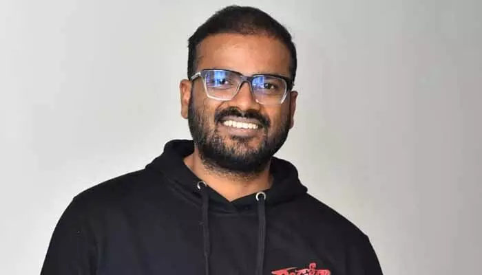 ‘దండోరా’ చూసి ప్రతి ఒక్కరూ సర్ప్రైజ్ అవుతారు.. హైప్ పెంచుతున్న డైరెక్టర్ కామెంట్స్ ‘దండోరా’ చూసి ప్రతి ఒక్కరూ సర్ప్రైజ్ అవుతారు.. హైప్ పెంచుతున్న డైరెక్టర్ కామెంట్స్
