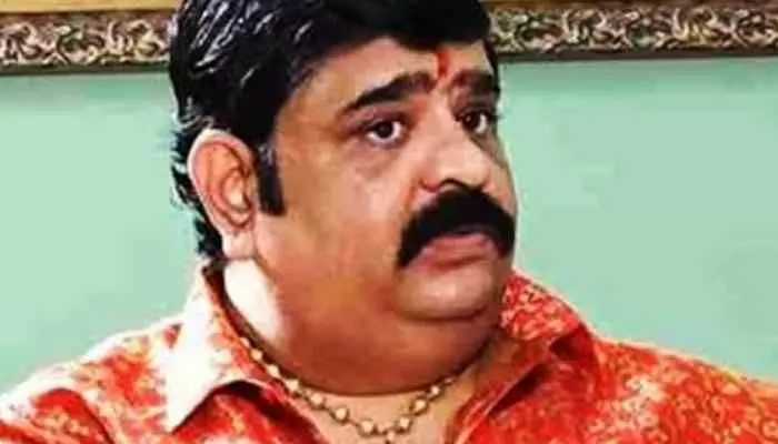 మేడారం జాతరపై వేణుస్వామి వివాదస్పద వ్యాఖ్యలు ! మేడారం జాతరపై వేణుస్వామి వివాదస్పద వ్యాఖ్యలు !
