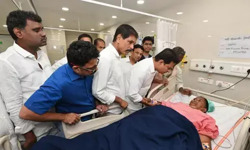 కాంగ్రెస్ గూండాల అరాచకాలను ఉపేక్షించం.. దాడికి ప్రతిదాడి తప్పదు: కేటీఆర్ హెచ్చరిక