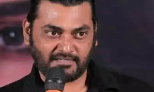 టాలీవుడ్‌లో పెను విషాదం.. ‘కేడి’ సినిమా ద‌ర్శ‌కుడు మృతి !