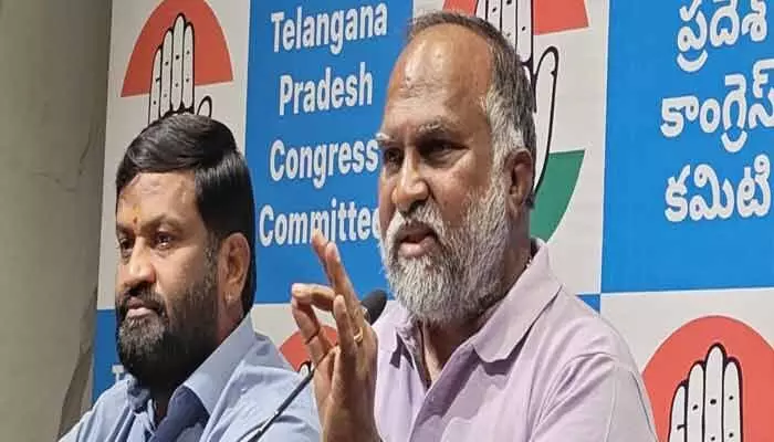 అప్పటికి ఇంకా మోడీ, అమిత్ షా పుట్టనేలేదు.. బీజేపీపై జగ్గారెడ్డి పైర్ అప్పటికి ఇంకా మోడీ, అమిత్ షా పుట్టనేలేదు.. బీజేపీపై జగ్గారెడ్డి పైర్