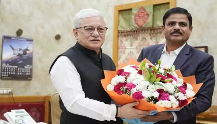 ఓయూలో జరిగే సెంట్రల్ జోన్ వైస్ ఛాన్స్ లర్ల సమావేశానికి గవర్నర్ కి ఆహ్వానం ఓయూలో జరిగే సెంట్రల్ జోన్ వైస్ ఛాన్స్ లర్ల సమావేశానికి గవర్నర్ కి ఆహ్వానం