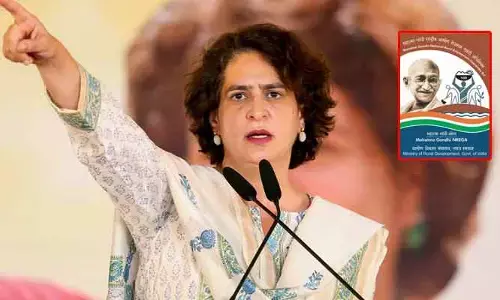 Priyanka Gandhi: మా  పోరాటం కొనసాగిస్తాం.. జీ రామ్‌ జీ బిల్లు ఆమోదంపై  ప్రియాంక గాంధీ