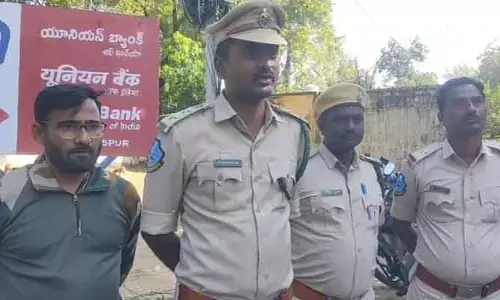 పులి సంచ‌రిస్తుంద‌ని ఏఐలో క్రియేట్ చేసిన వ్య‌క్తి అరెస్ట్