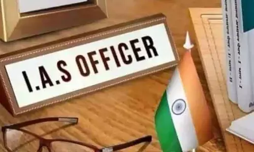 అప్రధాన్య పోస్టులలో సీనియర్ ఐఏఎస్‌లు.. ఆయనకు మాత్రం అందలం!