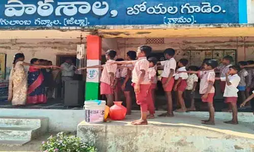 బాల్య వివాహాల నిర్మూలన ప్రతి ఒక్కరి బాధ్యత :  చైల్డ్ హెల్ప్ లైన్ కో ఆర్డినేట‌ర్ శివ‌లీల