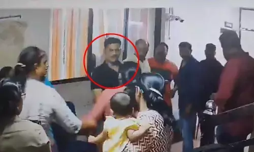 బాలింతపై పోలీస్ అధికారి దాడి.. ఆలస్యంగా వెలుగులోకి వచ్చిన ఘటన వైరల్