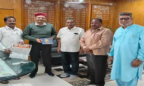 ఆర్టీసీ విశ్రాంత ఉద్యోగులకు అధిక పెన్ష‌న్ అమలు చేయండి
