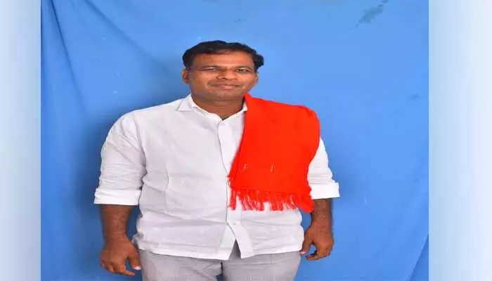 విద్యార్థుల సమస్యలపై పోరాడితే కేసులా..? విద్యార్థుల సమస్యలపై పోరాడితే కేసులా..?