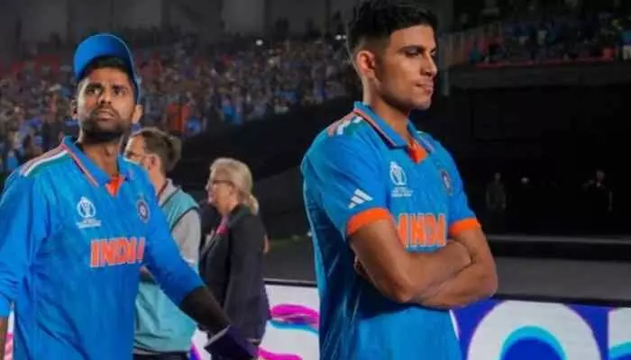 రేపే T20 వరల్డ్ కప్ జట్టు ప్రకటన..గిల్ కు ఊహించని షాక్ ? రేపే T20 వరల్డ్ కప్ జట్టు ప్రకటన..గిల్ కు ఊహించని షాక్ ?