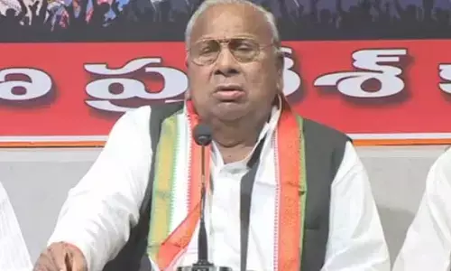 VH:  గాంధీ లేకుంటే మీ వికసిత్ భారత్ ఎక్కడిది.. కేంద్రం తీరుపై వీహెచ్ ఆగ్రహం