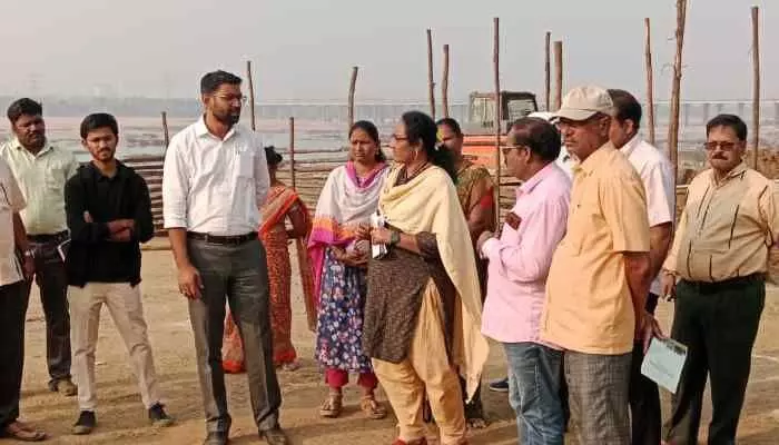 భక్తులకు కనువిందు చేసేలా రివర్ ఫెస్టివల్ భక్తులకు కనువిందు చేసేలా రివర్ ఫెస్టివల్