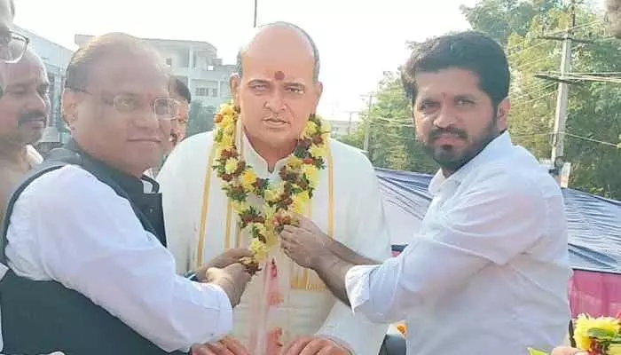 ఘనంగా మాజీ ప్రధాని పీవీ విగ్రహావిష్కరణ ఘనంగా మాజీ ప్రధాని పీవీ విగ్రహావిష్కరణ