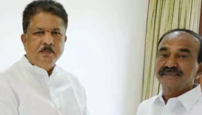 ఈటల రాజేందర్ను కలిసిన ఎమ్మెల్యే మాధవరం కృష్ణారావు ఈటల రాజేందర్ను కలిసిన ఎమ్మెల్యే మాధవరం కృష్ణారావు