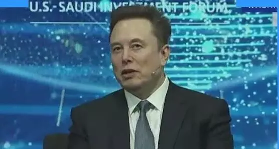 Elon Musk: 700 బిలియన్ డాలర్ల కుబేరుడిగా ఎలన్ మస్క్ రికార్డులు Elon Musk: 700 బిలియన్ డాలర్ల కుబేరుడిగా ఎలన్ మస్క్ రికార్డులు