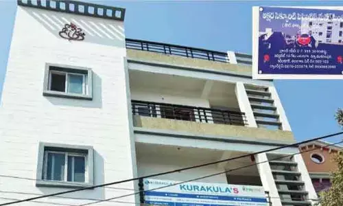 నమ్మి పనిలో చేరితే రోడ్డున పడేస్తున్నరు