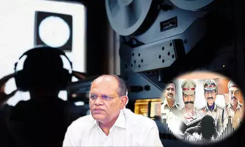 ఫోన్ ట్యాపింగ్ కేసులో కీలక పరిణామం.. మాజీ సీఎస్, మాజీ ఇంటెలిజెన్స్ చీఫ్‌లకు సిట్  నోటీసులు