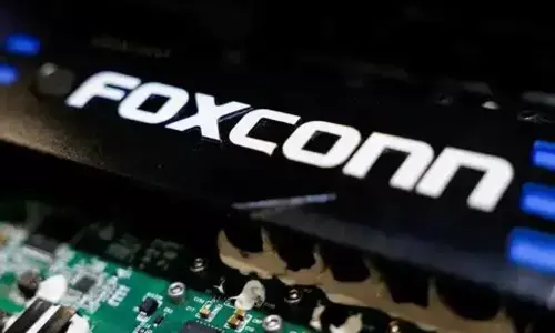 Foxconn: ఫాక్స్‌కాన్ కొత్త ఐఫోన్ ప్లాంట్‌లో 30 వేల ఉద్యోగాలు.. 80 శాతం మహిళలే