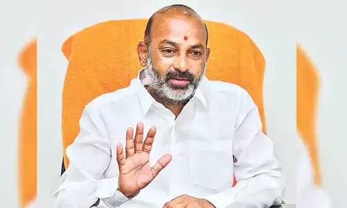 సిట్ నోటీసుల నిర్ణయాన్ని స్వాగతిస్తున్నా.. కేంద్ర మంత్రి బండి సంజయ్